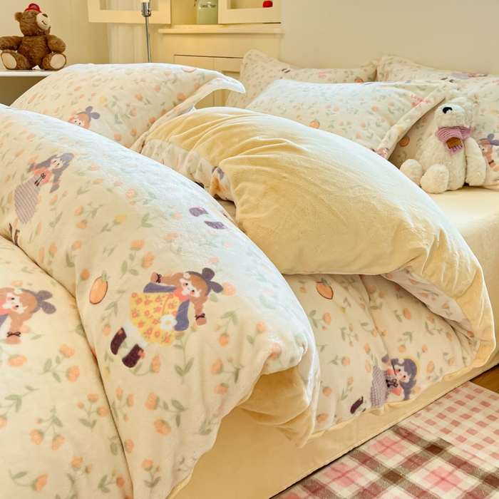 91家纺网 家纺一手货源 找家纺 柒月家居 2025新款高克重牛奶绒印花加厚保暖四件套 森系女孩