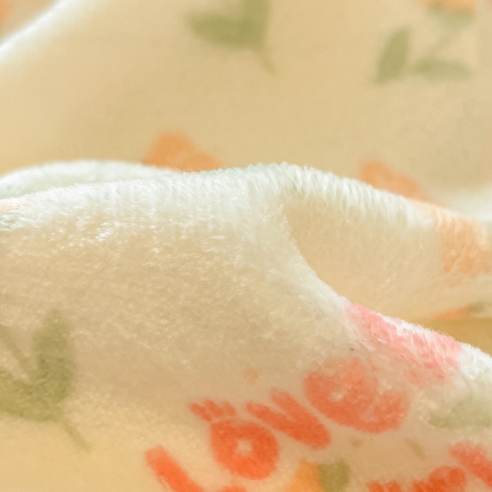 91家纺网 家纺一手货源 找家纺 柒月家居 2025新款高克重牛奶绒印花加厚保暖四件套 森系女孩