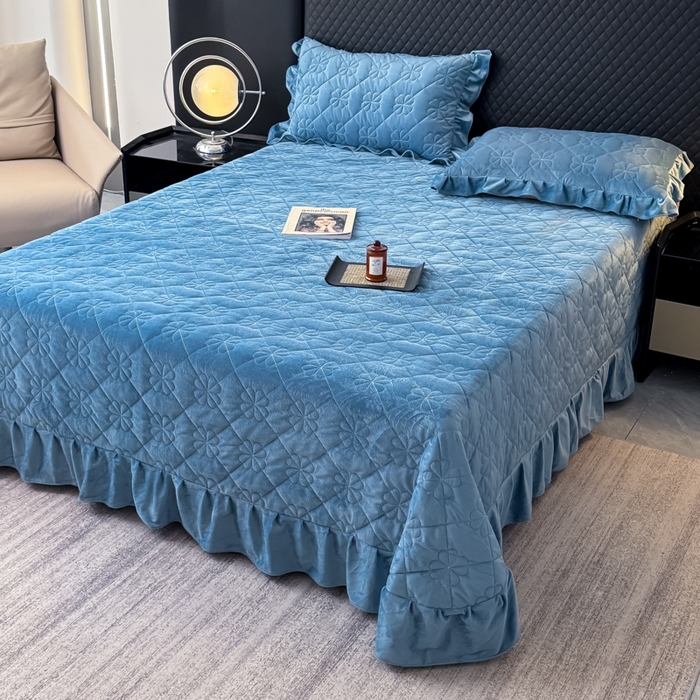 91家纺网 家纺一手货源 找家纺 （总）逸林家纺《原希尔顿逸林》 2025新款床盖水晶绒床盖床裙三件套夹棉床盖