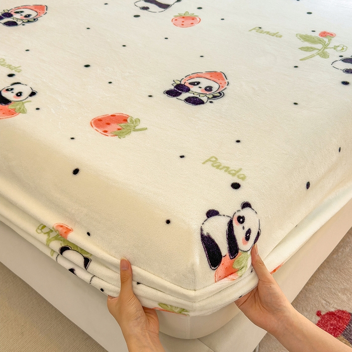 91家纺网 家纺一手货源 找家纺 摩妮卡 2025新款印花系列小清新牛奶绒印花床笠三件套 小可爱