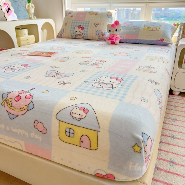 91家纺网 家纺一手货源 找家纺 摩妮卡 2025新款印花系列小清新牛奶绒印花床笠三件套 猫咪乐园