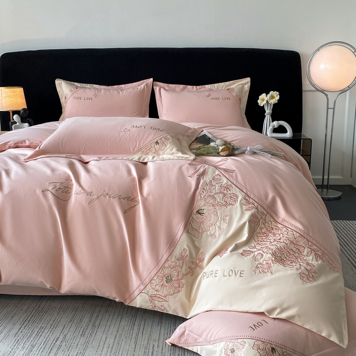 91家纺网 家纺一手货源 找家纺 桃园 新款纯棉全棉长绒棉磨毛不掉毛四件套高端礼盒-罗德岛系列 轻奢粉