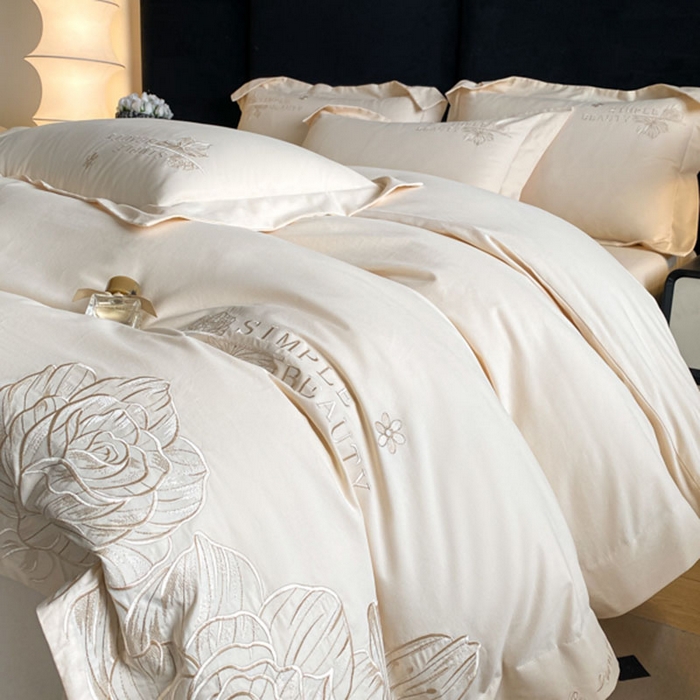 91家纺网 家纺一手货源 找家纺 桃园 新款纯棉全棉长绒棉磨毛不掉毛四件套高端礼盒-赫尔系列 奶昔白