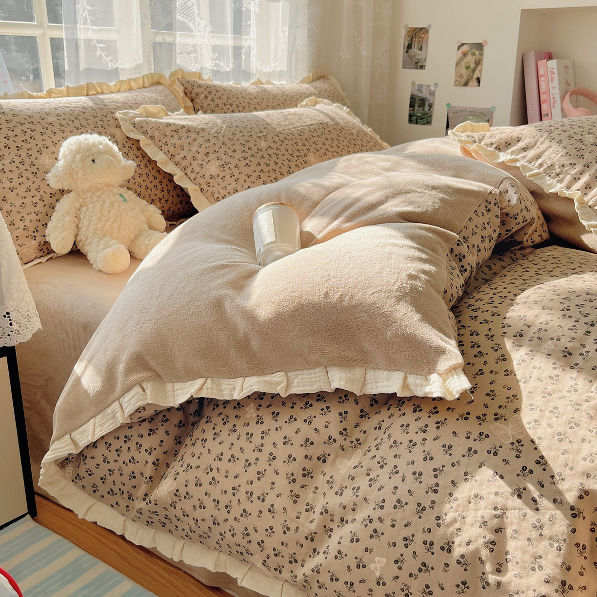 91家纺网 家纺一手货源 找家纺 桃子家居 2025新款A类韩版花边皱皱纱纯棉有氧双层纱加全消光加厚牛奶绒高品质棉加绒暖纱绒四件套 暖纱绒-美拉德