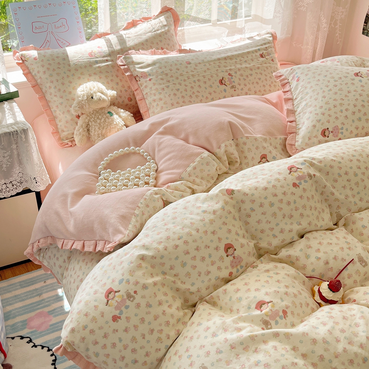 91家纺网 家纺一手货源 找家纺 桃子家居 2025新款A类韩版花边皱皱纱纯棉有氧双层纱加全消光加厚牛奶绒高品质棉加绒暖纱绒四件套 暖纱绒-小红帽女孩