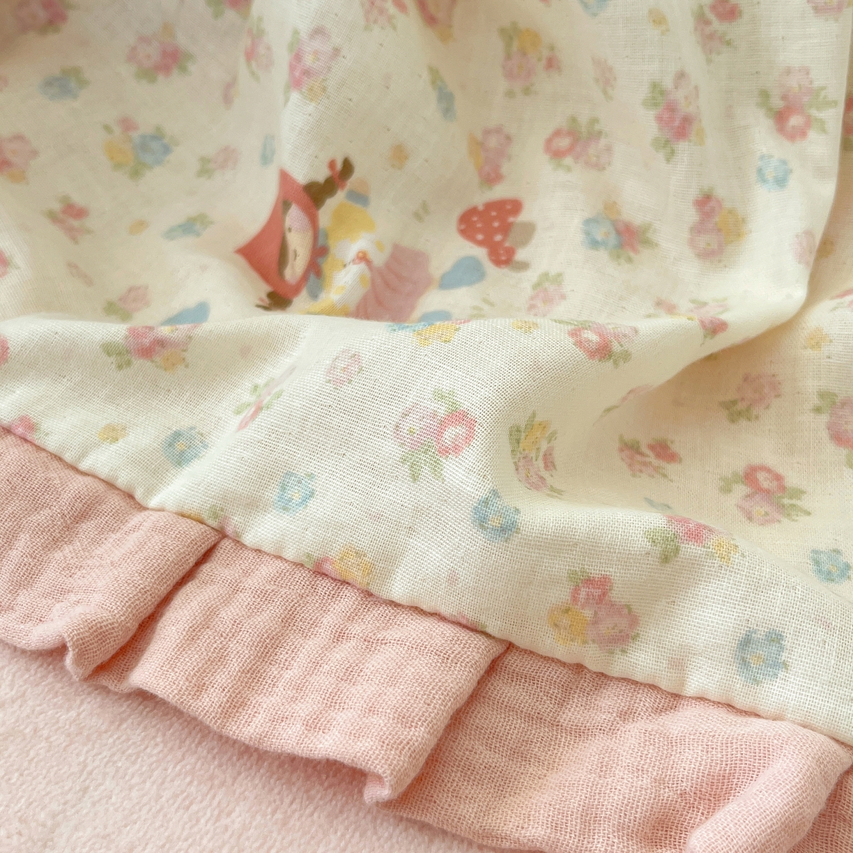 91家纺网 家纺一手货源 找家纺 桃子家居 2025新款A类韩版花边皱皱纱纯棉有氧双层纱加全消光加厚牛奶绒高品质棉加绒暖纱绒四件套 暖纱绒-小红帽女孩