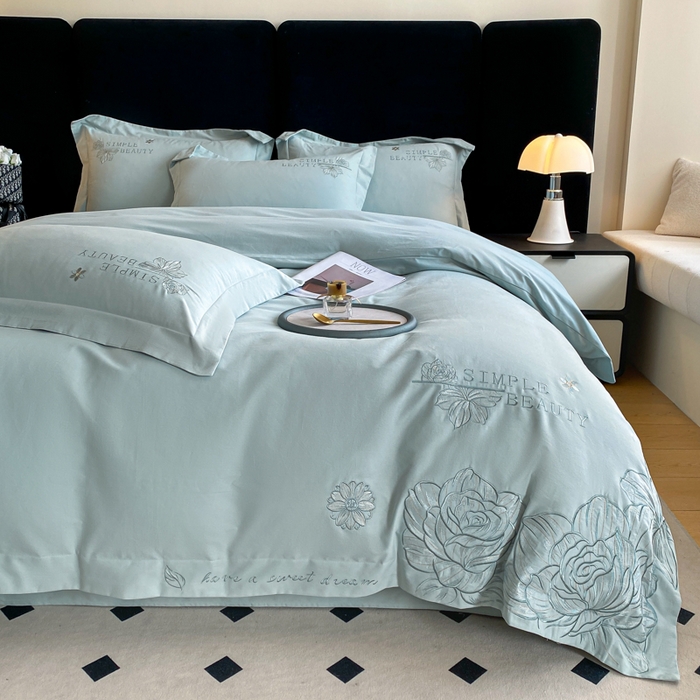 91家纺网 家纺一手货源 找家纺 桃园 新款纯棉全棉长绒棉磨毛不掉毛四件套高端礼盒-赫尔系列 飘蓝