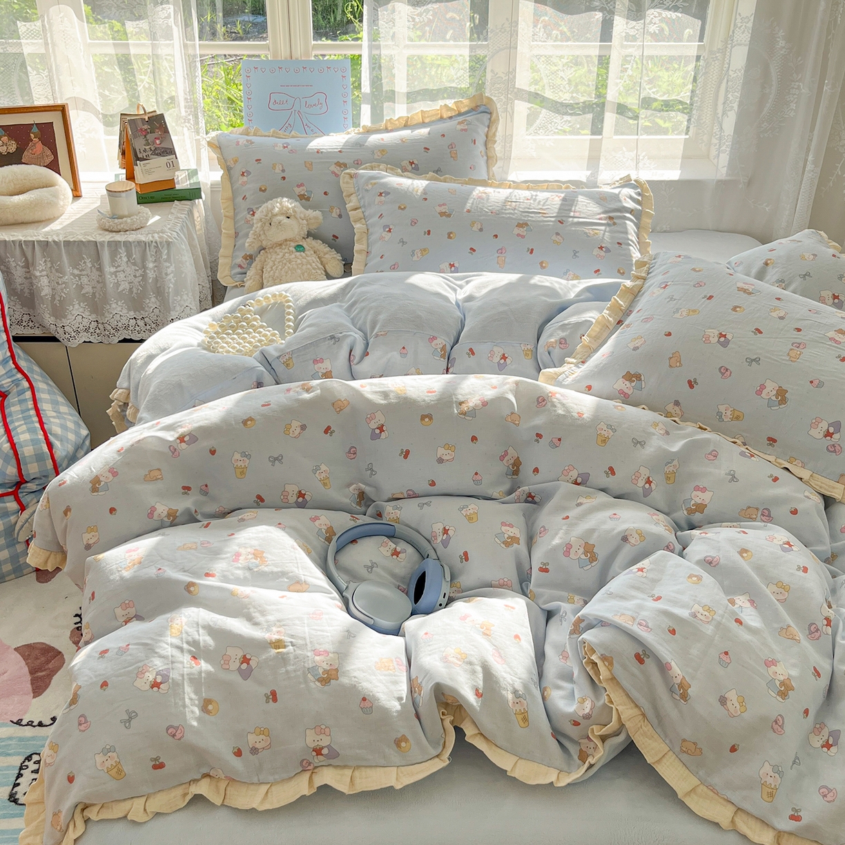 91家纺网 家纺一手货源 找家纺 桃子家居 2025新款A类韩版花边皱皱纱纯棉有氧双层纱加全消光加厚牛奶绒高品质棉加绒暖纱绒四件套 暖纱绒-喵可爱蓝