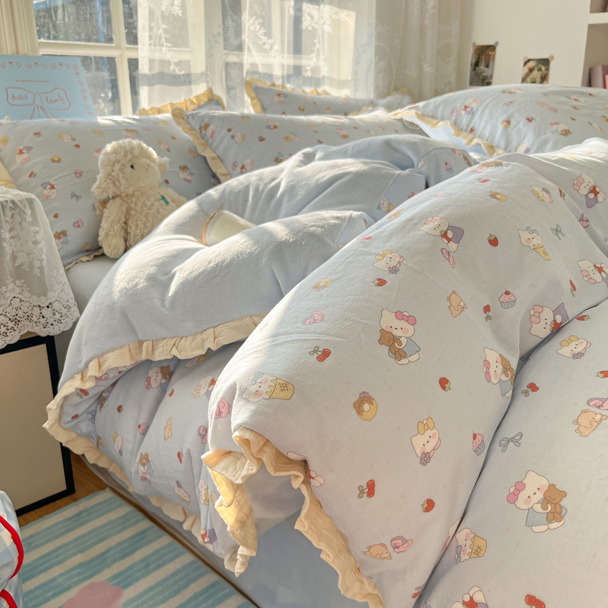 91家纺网 家纺一手货源 找家纺 桃子家居 2025新款A类韩版花边皱皱纱纯棉有氧双层纱加全消光加厚牛奶绒高品质棉加绒暖纱绒四件套 暖纱绒-喵可爱蓝