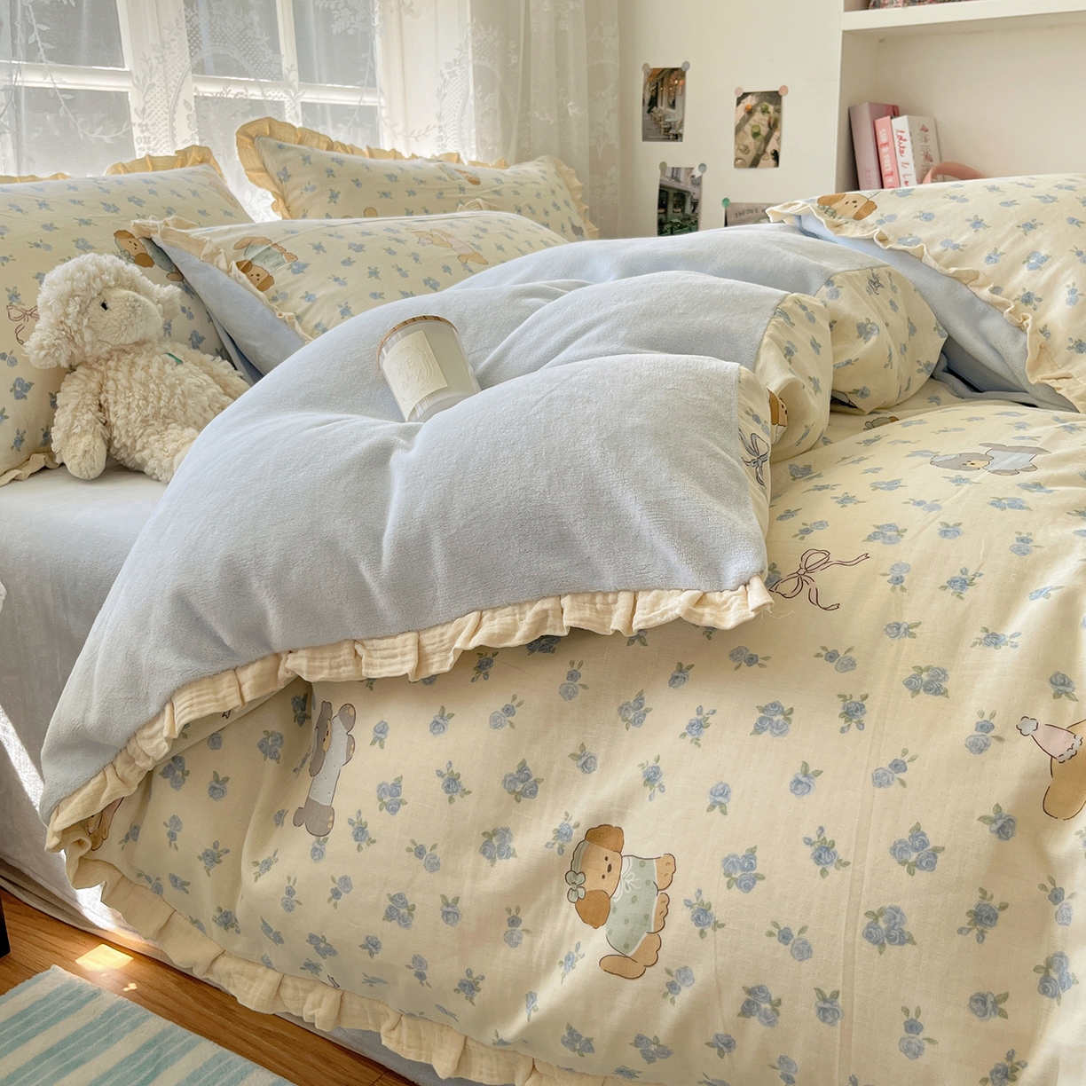 91家纺网 家纺一手货源 找家纺 桃子家居 2025新款A类韩版花边皱皱纱纯棉有氧双层纱加全消光加厚牛奶绒高品质棉加绒暖纱绒四件套 暖纱绒-蓝花小狗