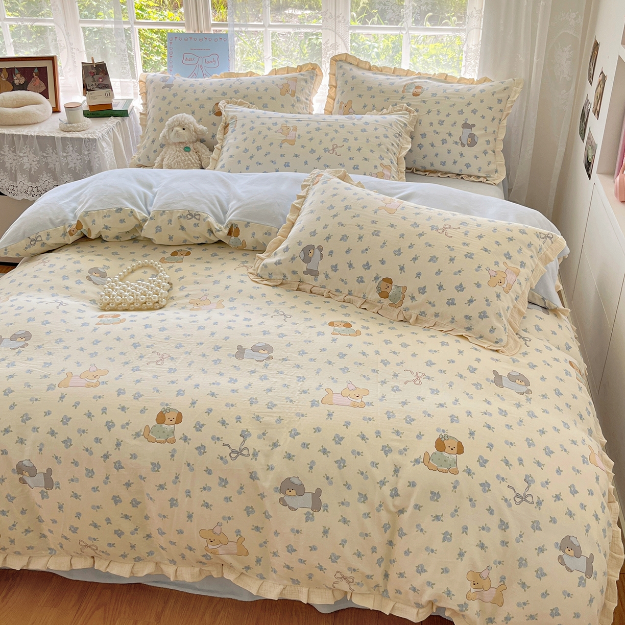 91家纺网 家纺一手货源 找家纺 桃子家居 2025新款A类韩版花边皱皱纱纯棉有氧双层纱加全消光加厚牛奶绒高品质棉加绒暖纱绒四件套 暖纱绒-蓝花小狗