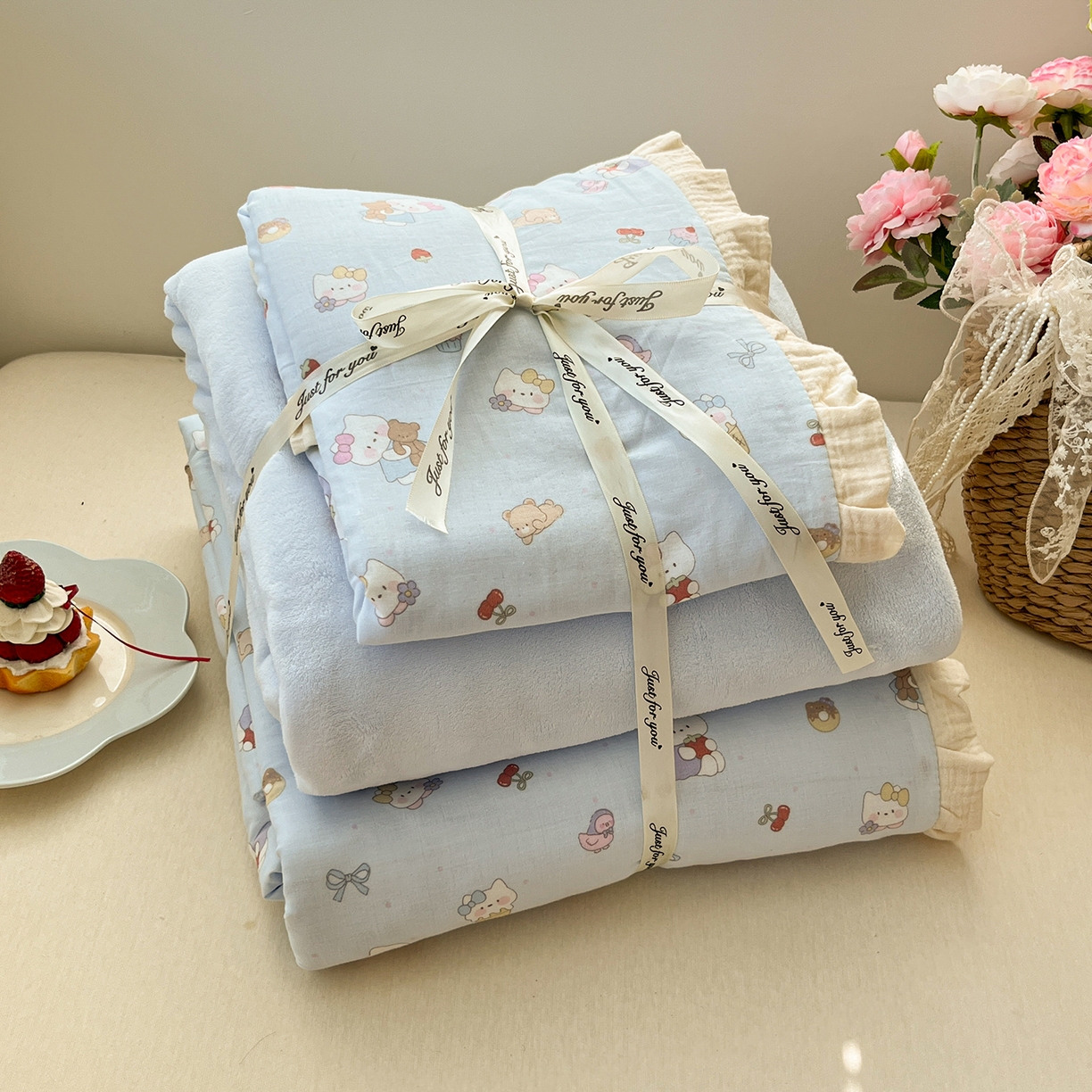 91家纺网 家纺一手货源 找家纺 桃子家居 2025新款A类韩版花边皱皱纱纯棉有氧双层纱加全消光加厚牛奶绒高品质棉加绒暖纱绒四件套 暖纱绒-喵可爱蓝