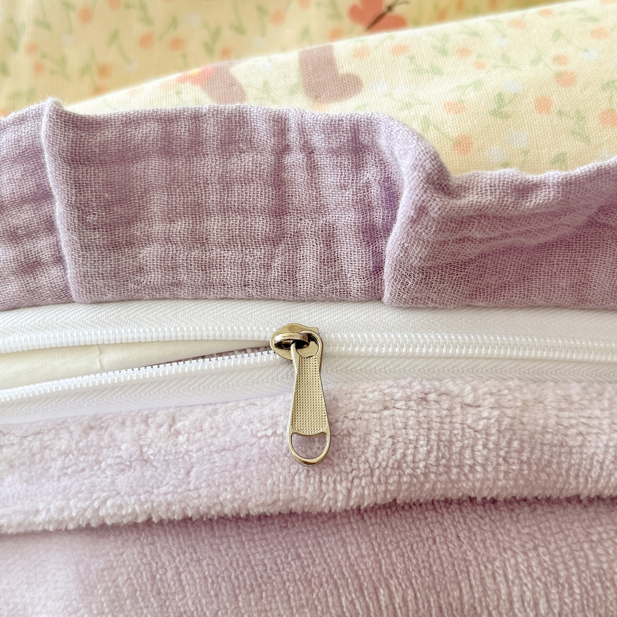 91家纺网 家纺一手货源 找家纺 桃子家居 2025新款A类韩版花边皱皱纱纯棉有氧双层纱加全消光加厚牛奶绒高品质棉加绒暖纱绒四件套 暖纱绒-蝴蝶女孩