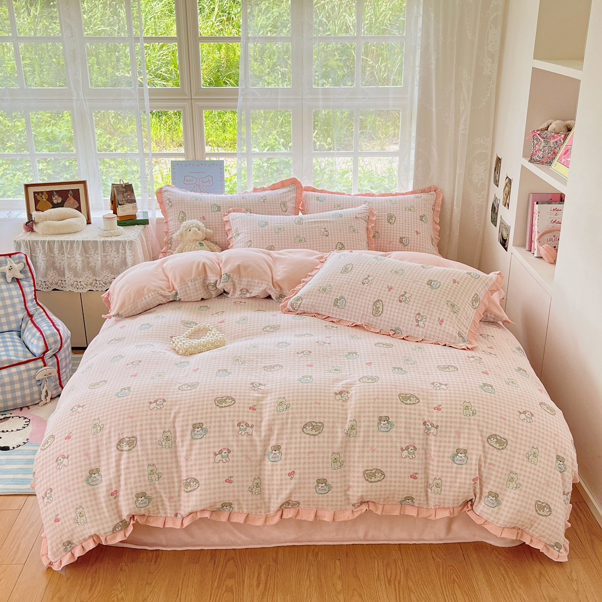 91家纺网 家纺一手货源 找家纺 桃子家居 2025新款A类韩版花边皱皱纱纯棉有氧双层纱加全消光加厚牛奶绒高品质棉加绒暖纱绒四件套 暖纱绒-小甜心