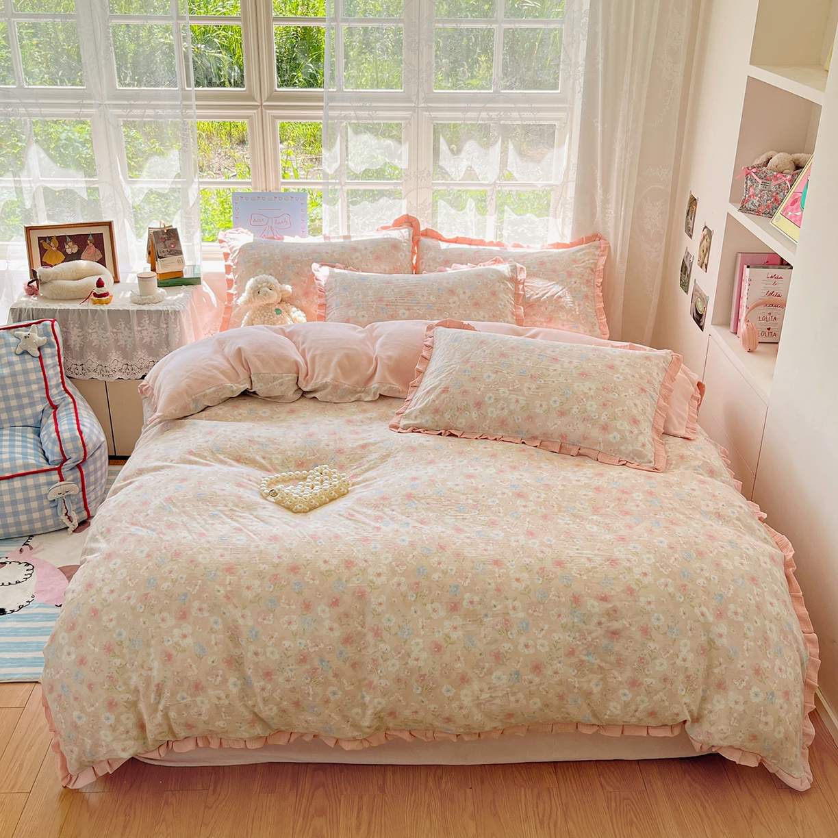 91家纺网 家纺一手货源 找家纺 桃子家居 2025新款A类韩版花边皱皱纱纯棉有氧双层纱加全消光加厚牛奶绒高品质棉加绒暖纱绒四件套 暖纱绒-白茶粉