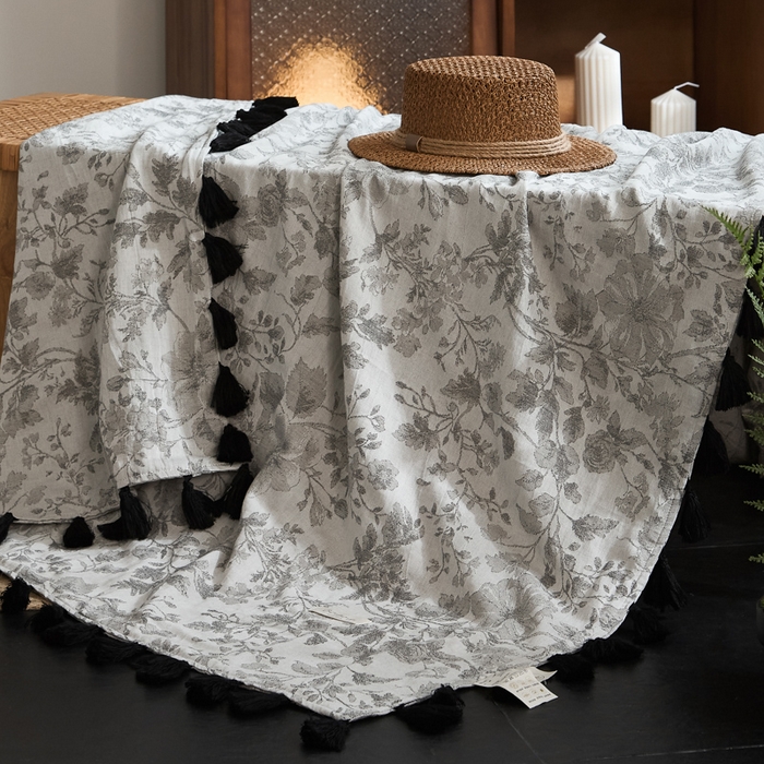 91家纺网 家纺一手货源 找家纺 大彩家居 2025新款棉麻流苏毯 繁花