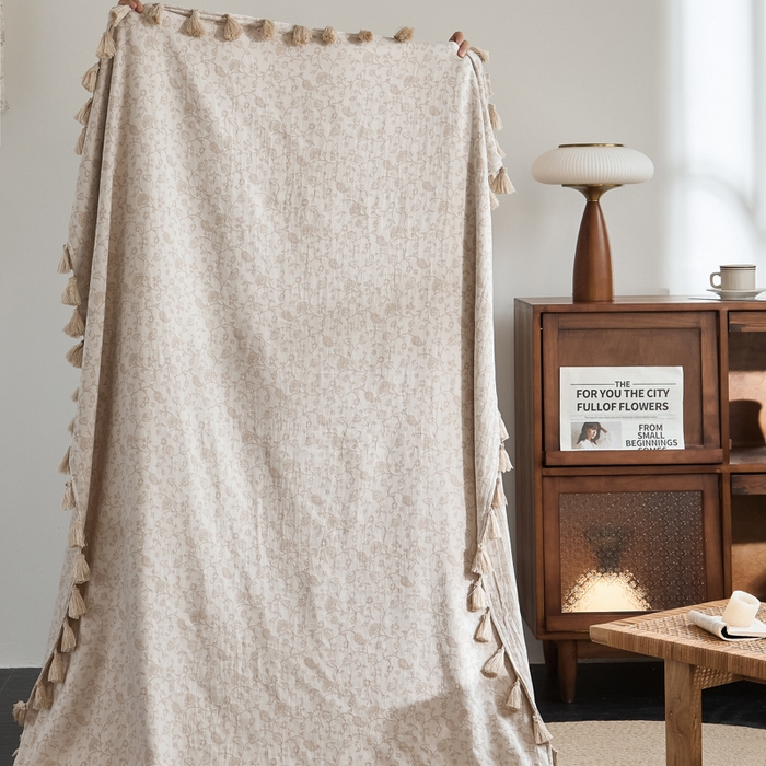 91家纺网 家纺一手货源 找家纺 大彩家居 2025新款棉麻流苏毯 ‌藤蔓