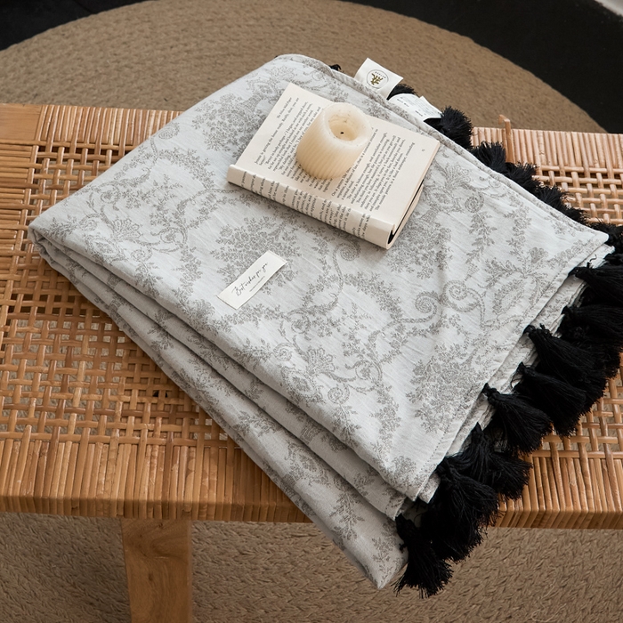 91家纺网 家纺一手货源 找家纺 大彩家居 2025新款棉麻流苏毯 织雾者