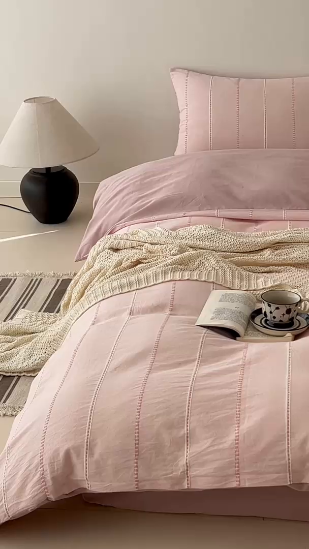 91家纺网 家纺一手货源 找家纺 （总）棉眠 2025新款全棉色织条纹水洗小提花四件套