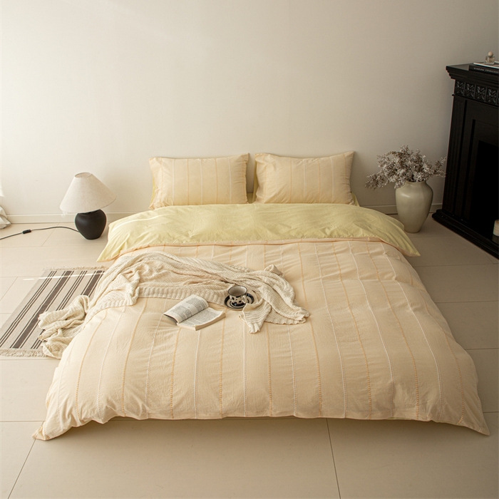 91家纺网 家纺一手货源 找家纺 棉眠 2025新款色织水洗小提花条纹四件套 序曲-黄