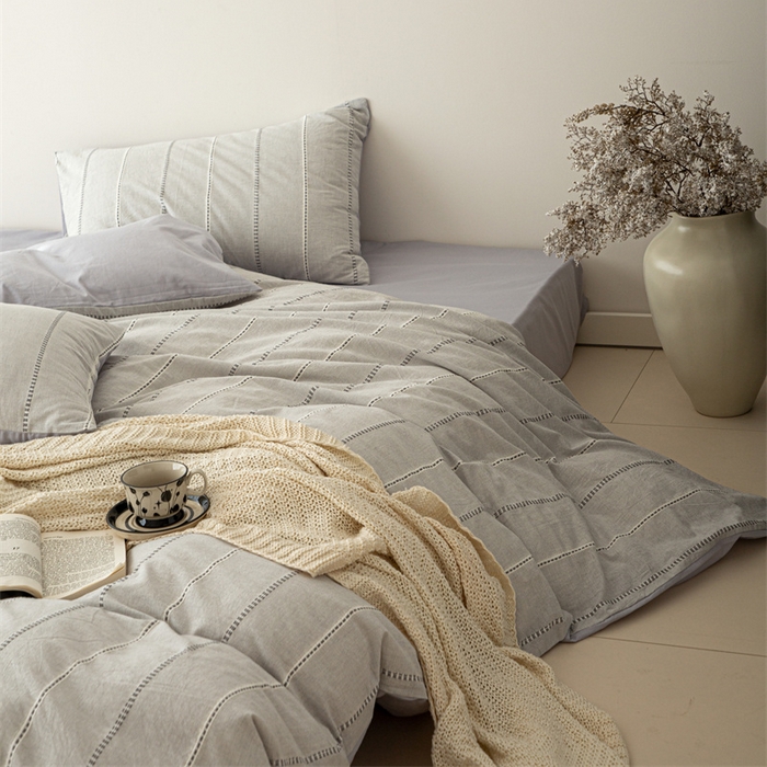 91家纺网 家纺一手货源 找家纺 棉眠 2025新款色织水洗小提花条纹四件套 序曲-灰