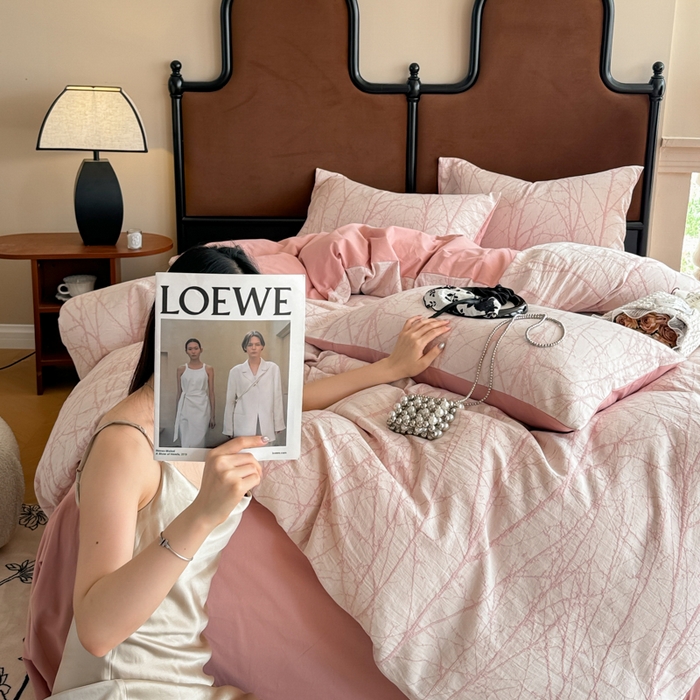 91家纺网 家纺一手货源 找家纺 眠博士 2025新款60s长绒棉纯棉提花磨毛四件套提花磨毛-飒姿粉