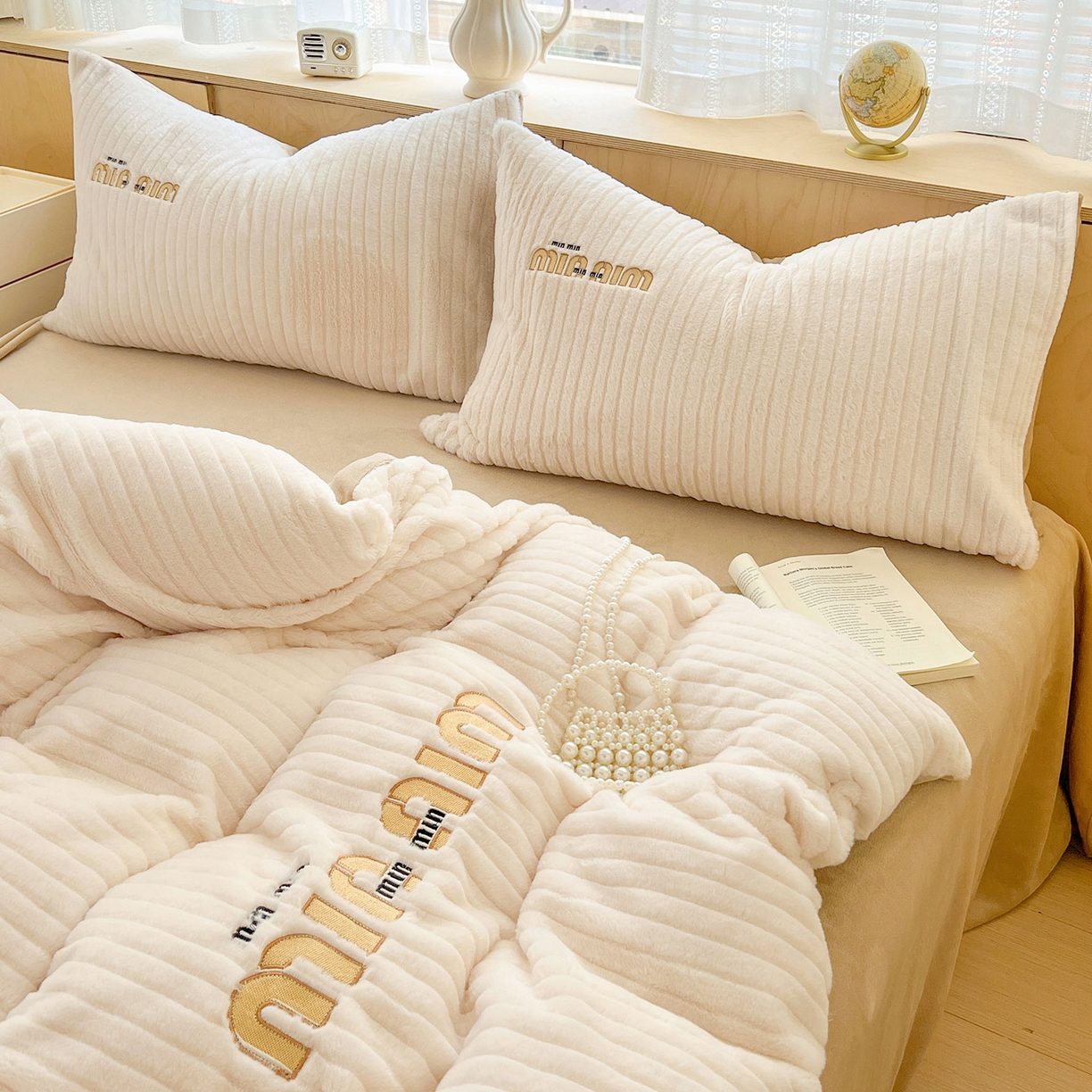 91家纺网 家纺一手货源 找家纺 （总）十方家居 2025新款9斤加厚真兔毛刺绣高克重全消光牛奶绒四件套