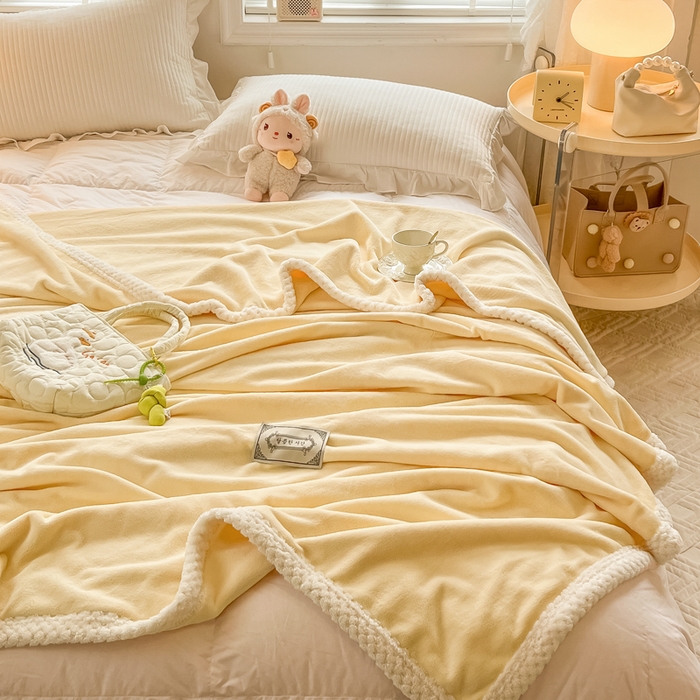 91家纺网 家纺一手货源 找家纺 （总）眠博士 2025新款高克重牛奶绒轻奢大包边毛毯被套