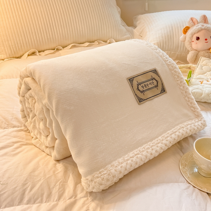 91家纺网 家纺一手货源 找家纺 眠博士 2025新款高克重牛奶绒轻奢大包边毛毯被套 轻奢毛毯-奶白