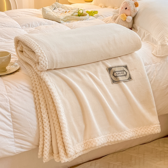 91家纺网 家纺一手货源 找家纺 眠博士 2025新款高克重牛奶绒轻奢大包边毛毯被套 轻奢毛毯-奶白