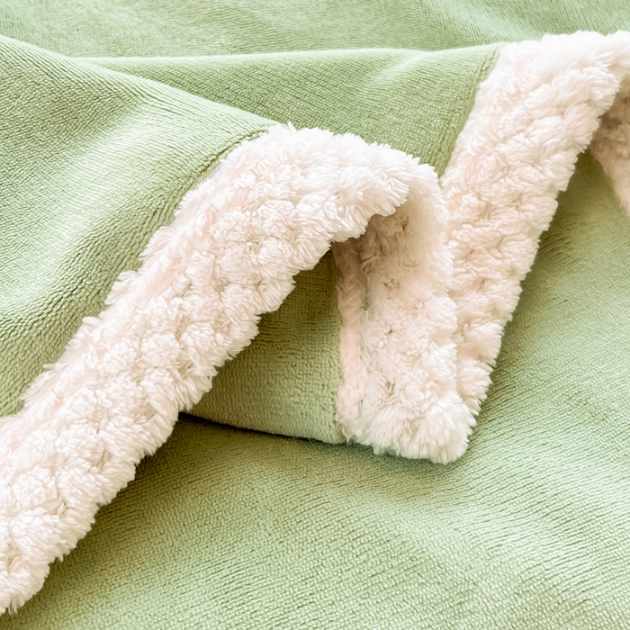 91家纺网 家纺一手货源 找家纺 眠博士 2025新款高克重牛奶绒轻奢大包边毛毯被套 轻奢毛毯-苹果绿