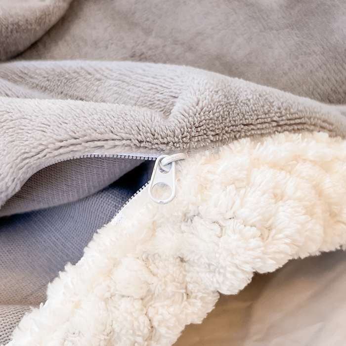 91家纺网 家纺一手货源 找家纺 眠博士 2025新款高克重牛奶绒轻奢大包边毛毯被套 轻奢毛毯-浅灰