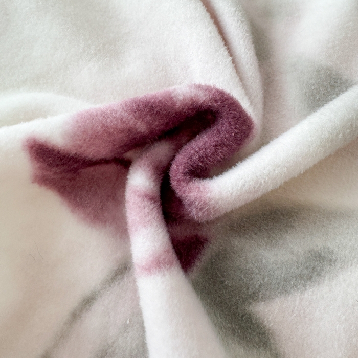 91家纺网 家纺一手货源 找家纺 （总）子曰 2025新款A类高克重蒂肤绒羊绒保暖印花四件套