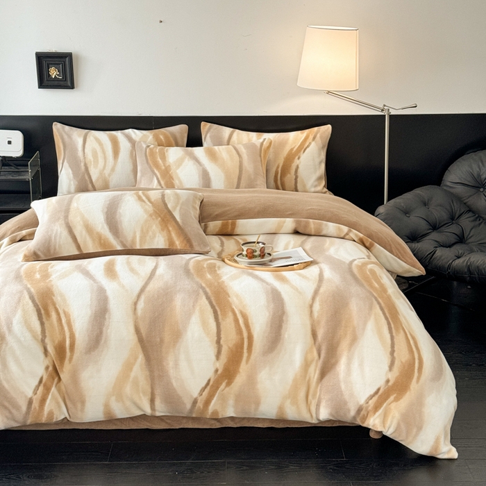 91家纺网 家纺一手货源 找家纺 子曰 2025新款A类高克重蒂肤绒羊绒保暖印花四件套 沐光-咖