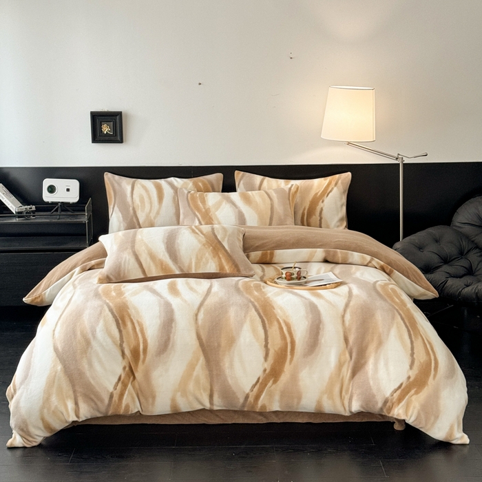 91家纺网 家纺一手货源 找家纺 子曰 2025新款A类高克重蒂肤绒羊绒保暖印花四件套 沐光-咖