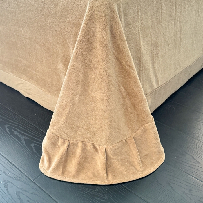 91家纺网 家纺一手货源 找家纺 子曰 2025新款A类高克重蒂肤绒羊绒保暖印花四件套 沐光-咖