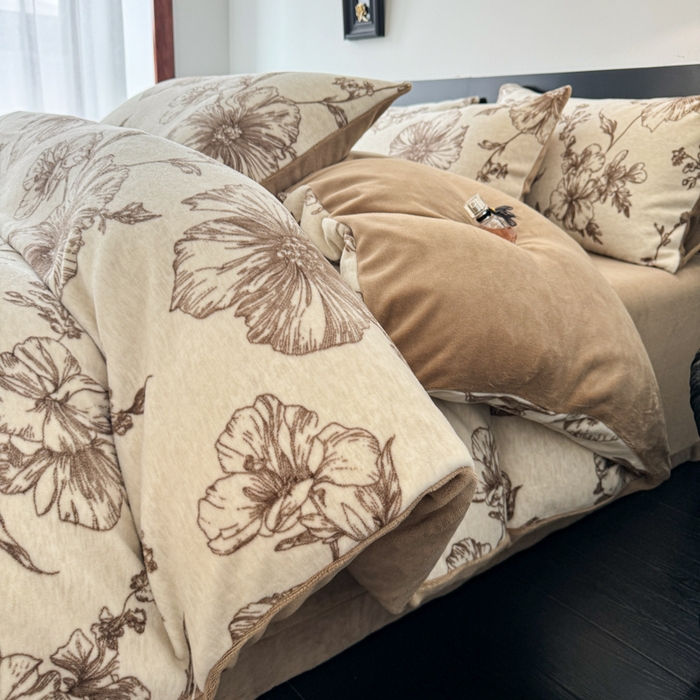 91家纺网 家纺一手货源 找家纺 子曰 2025新款A类高克重蒂肤绒羊绒保暖印花四件套 柔梦-咖