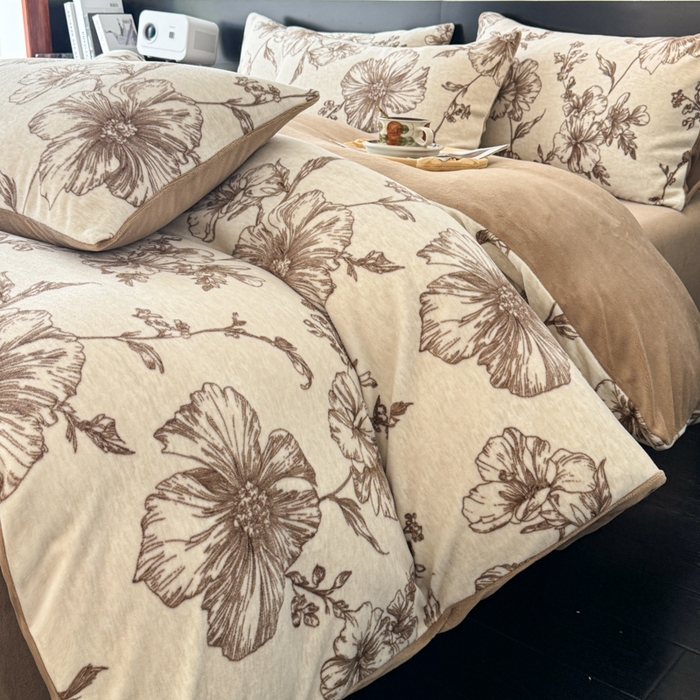 91家纺网 家纺一手货源 找家纺 子曰 2025新款A类高克重蒂肤绒羊绒保暖印花四件套 柔梦-咖