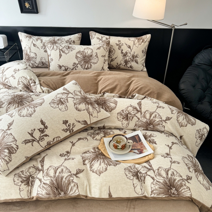 91家纺网 家纺一手货源 找家纺 子曰 2025新款A类高克重蒂肤绒羊绒保暖印花四件套 柔梦-咖