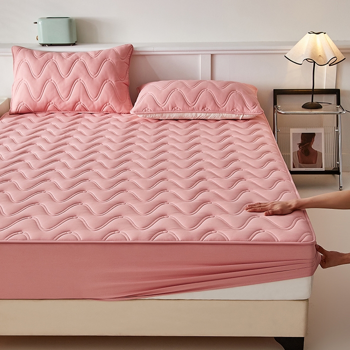 91家纺网 家纺一手货源 找家纺 盛眠家纺 2025新款水洗棉夹棉床笠-云汐 红色