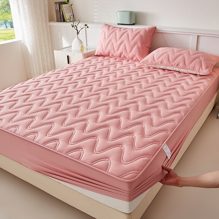 91家纺网 家纺一手货源 找家纺 盛眠家纺 2025新款水洗棉夹棉床笠-云汐 红色