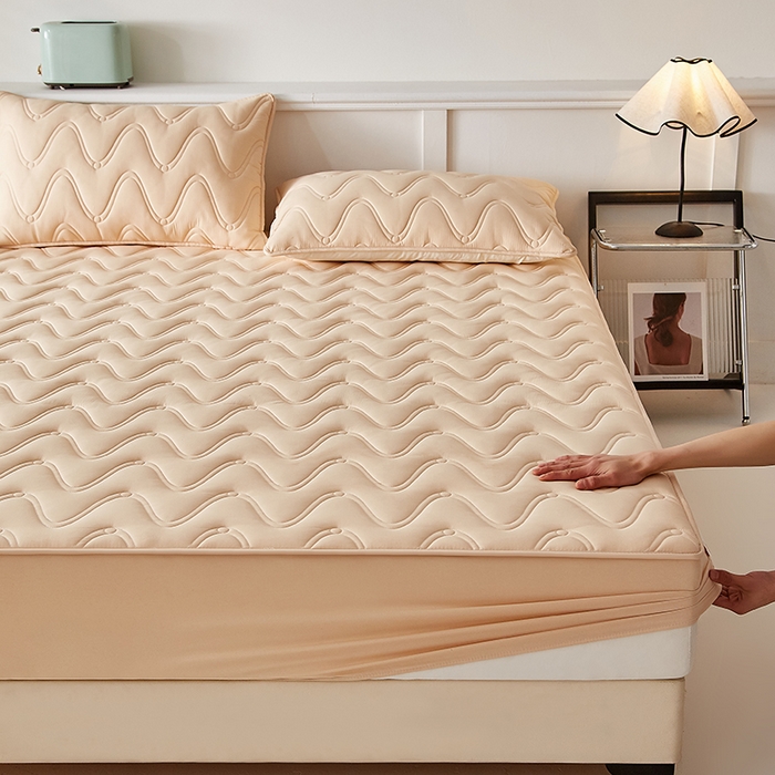 91家纺网 家纺一手货源 找家纺 盛眠家纺 2025新款水洗棉夹棉床笠-云汐 卡其