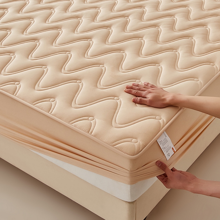 91家纺网 家纺一手货源 找家纺 盛眠家纺 2025新款水洗棉夹棉床笠-云汐 卡其