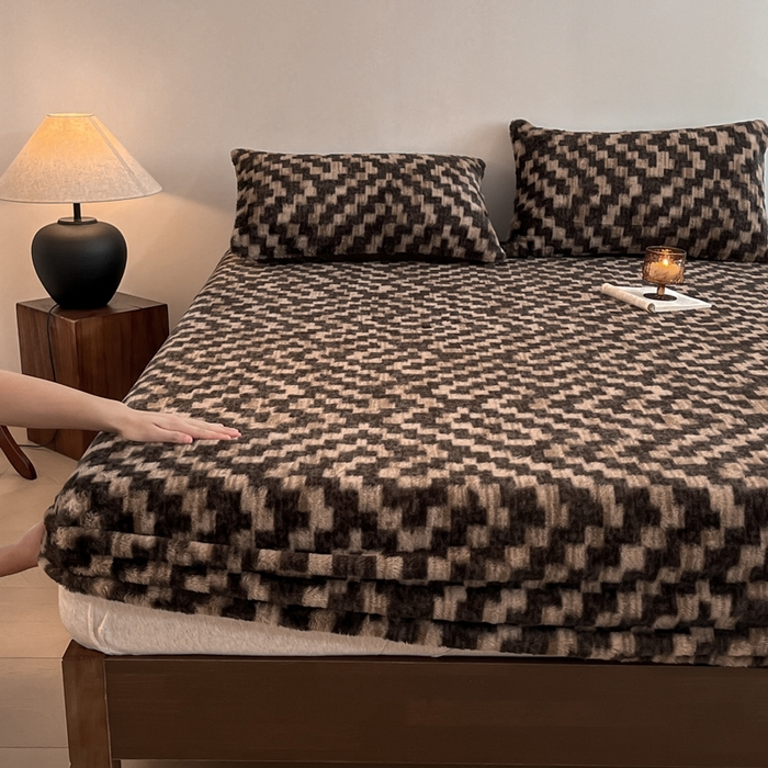 91家纺网 家纺一手货源 找家纺 子曰 2025新款加厚美拉德兔绒床笠 美拉德-格调