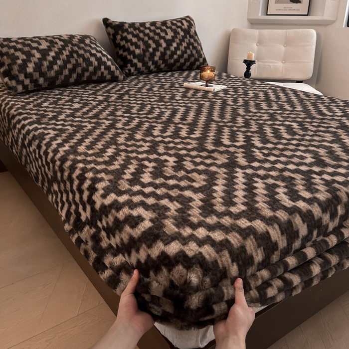 91家纺网 家纺一手货源 找家纺 子曰 2025新款加厚美拉德兔绒床笠 美拉德-格调