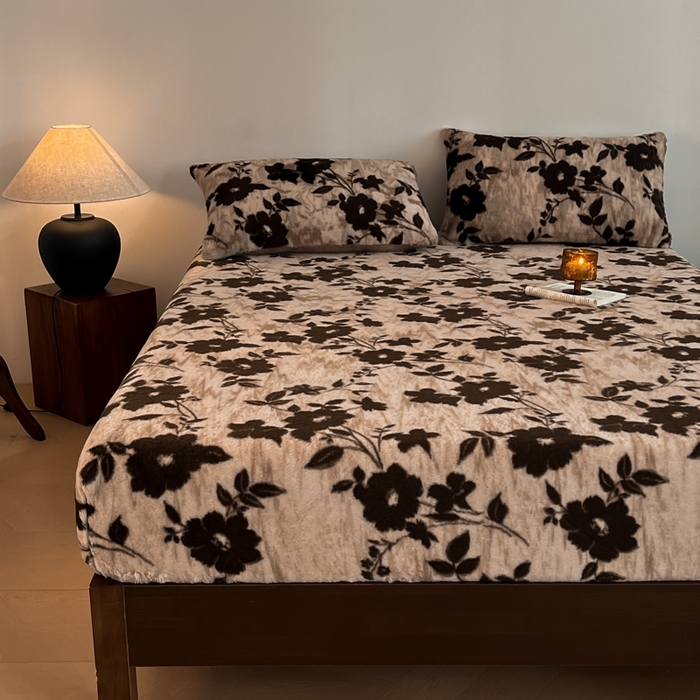 91家纺网 家纺一手货源 找家纺 子曰 2025新款加厚美拉德兔绒床笠 美拉德-花语