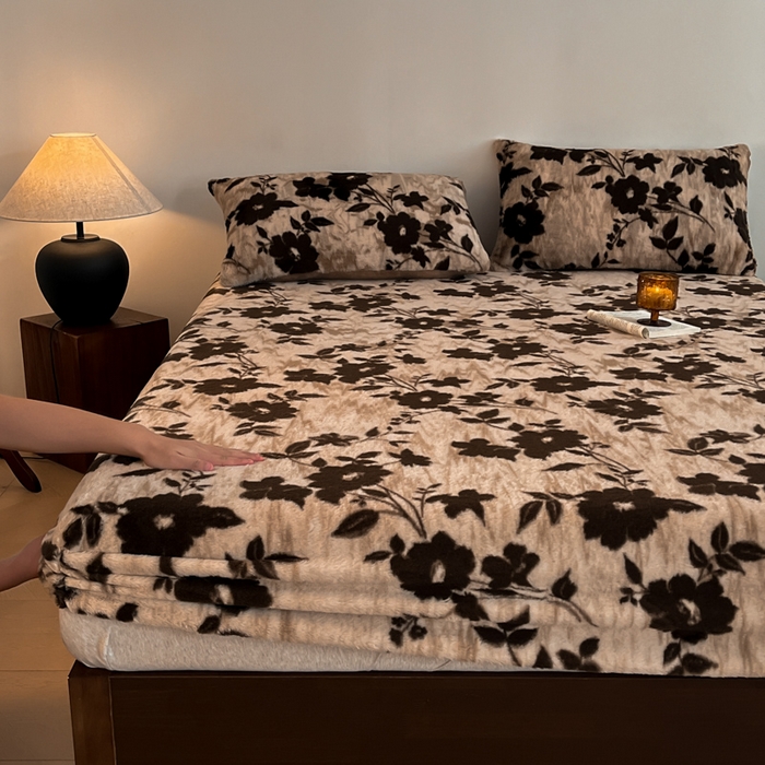 91家纺网 家纺一手货源 找家纺 子曰 2025新款加厚美拉德兔绒床笠 美拉德-花语