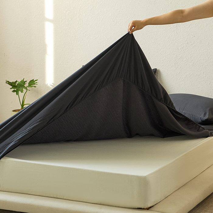 91家纺网 家纺一手货源 找家纺 千朵森 2025新款全棉纯棉提花磨毛床笠单品床笠单件单床笠 线语—暗夜黑