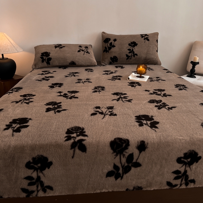 91家纺网 家纺一手货源 找家纺 子曰 2025新款加厚美拉德兔绒床笠 美拉德-玫瑰(咖)