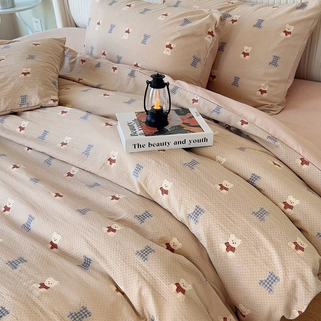 91家纺网 家纺一手货源 找家纺 兜米家居 2025新款古法水洗棉印花小清新四件套 波点小熊